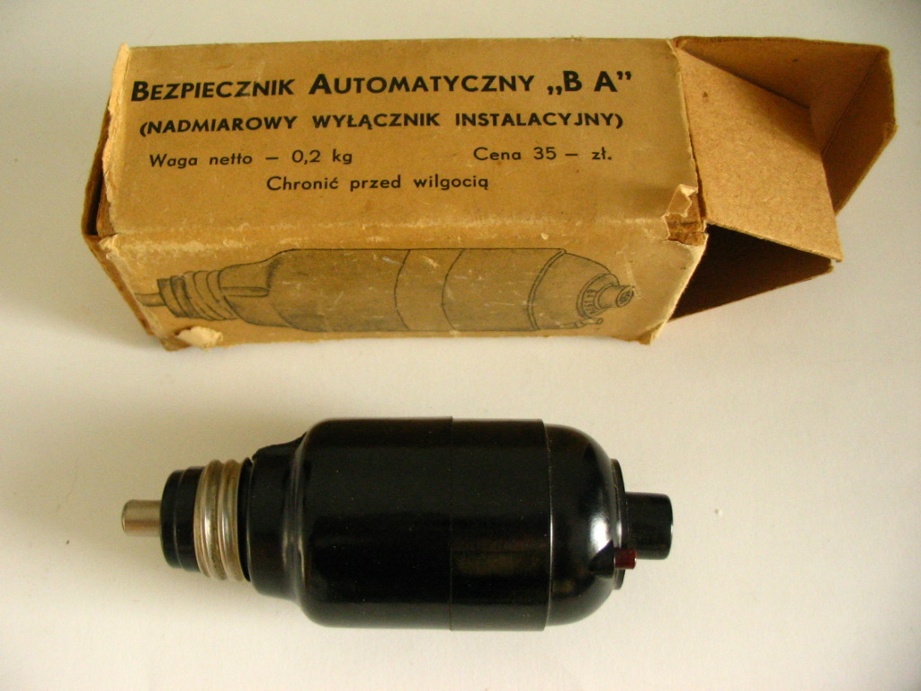 Stary bezpiecznik automatyczny