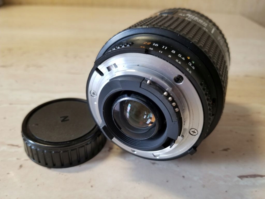 Nikon Nikkor AF 28105 mm f/3.54.5D IF Macro 12 7678928781