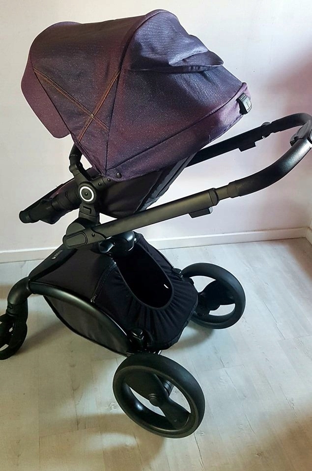 cuggl 360 pushchair