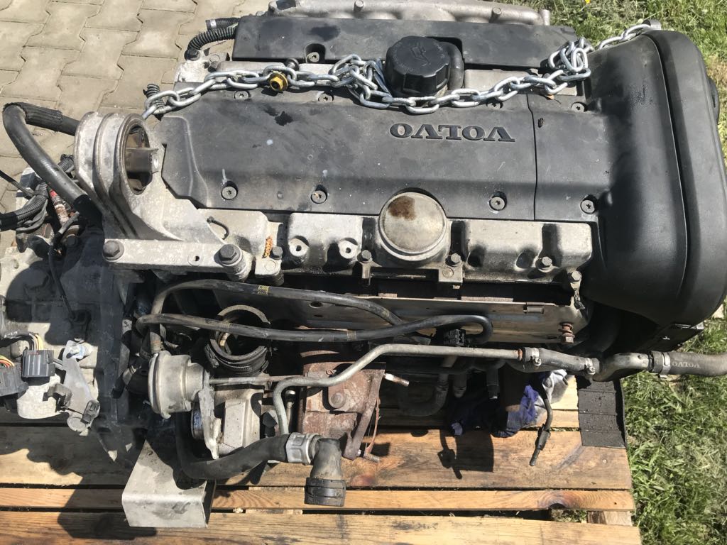 Silnik VOLVO V70 S60 2.3T T5 250KM