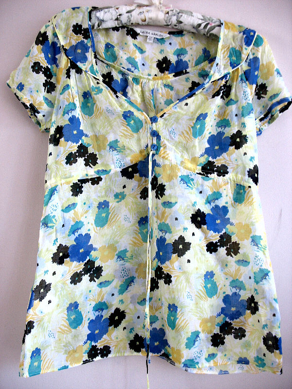 LAURA ASHLEY BLUZKA w kwiatki r 34-36