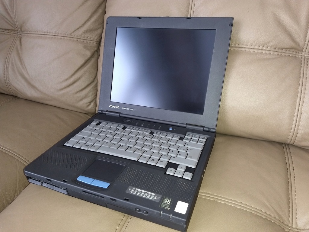 Stary COMPAQ ARMADA V300 Laptop WIN98 IDEA 7769151842