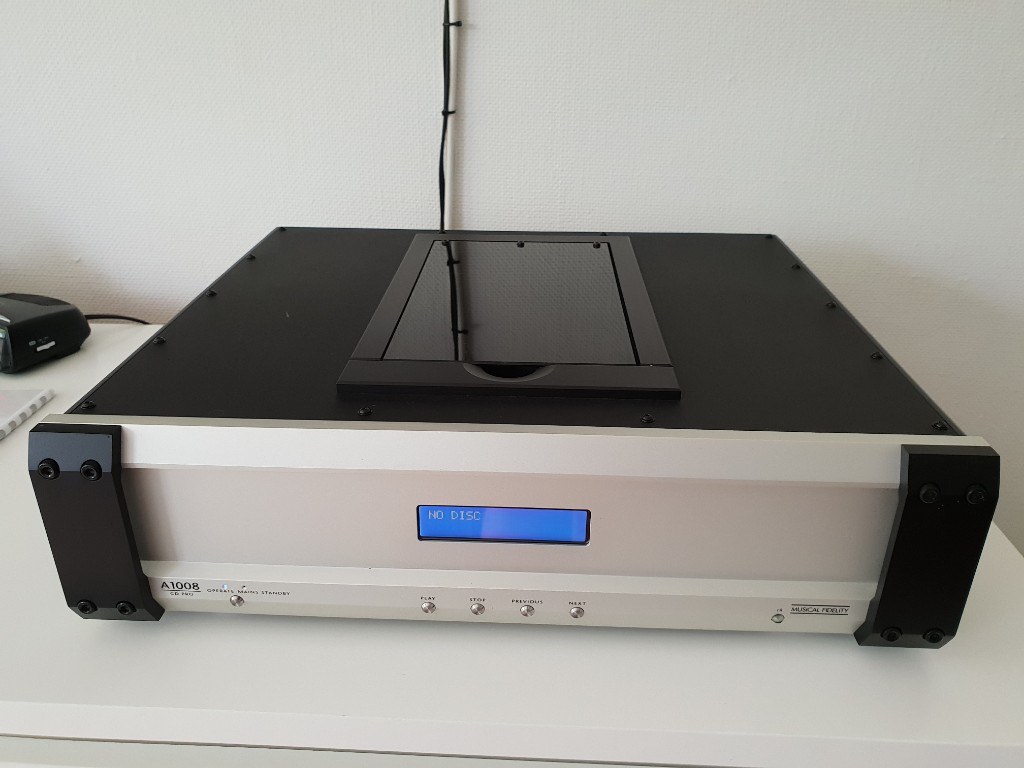 Musical Fidelity A1008 CD PRO komplet idealny stan