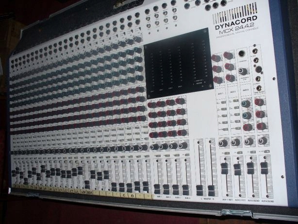 Dynacord MCX 24.42 mixer konsoleta mikserska