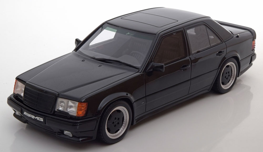MERCEDES 300E 5.6 AMG W124  1/18 (nowy)