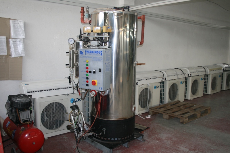 Wytwornica pary THERMINDUS GV/INSIEME 200 kg/h.