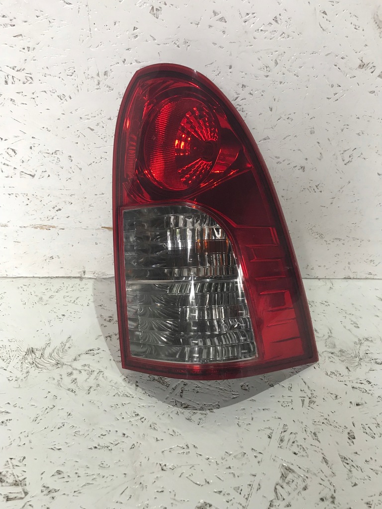 SSANGYONG ACTYON SPORTS 07-12 LAMPA TYLNA PRAWA