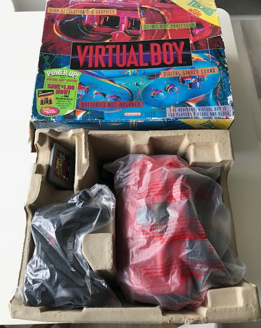 Nintendo Virtual Boy + gra US box. Uszkodzony