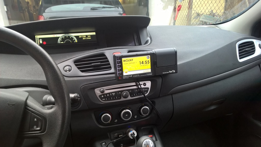 Taksometr Novitus TAXI E montaż Warszawa Rembertów