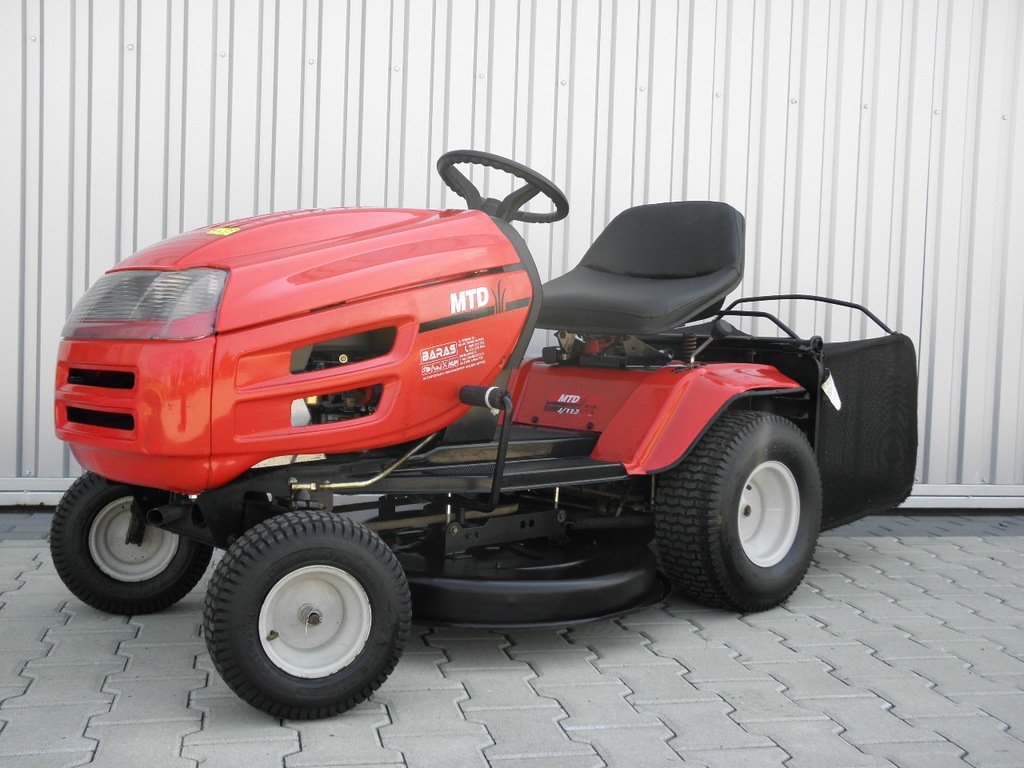 Traktorek Kosiarka MTD J/115- Baras