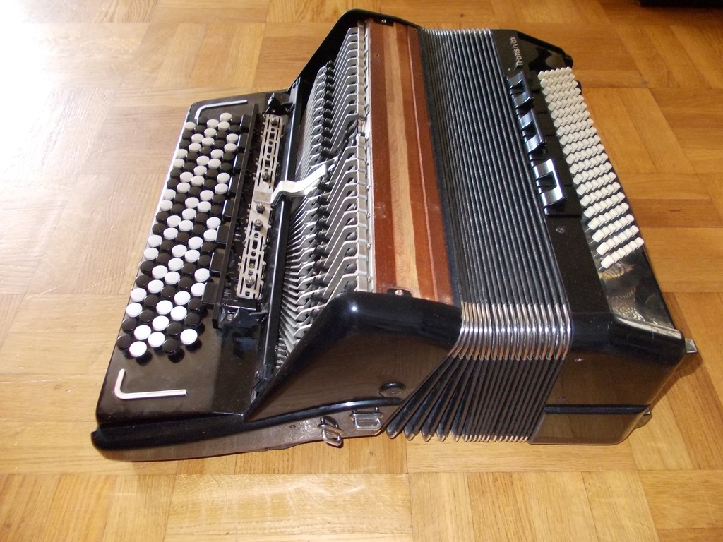 AKORDEON FARFISA TRANSIVOX - ITALY OKAZJA od 1zł.