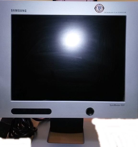 MONITOR SAMSUNG SYNCMASTER 151P 15'' KABLE