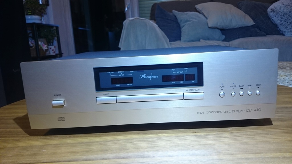 ACCUPHASE DP 410 CD