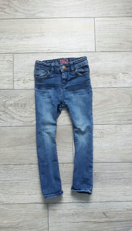 GAP miękkie jeansy rurki 98/104