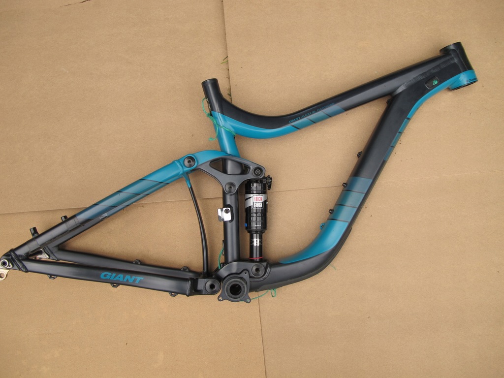 Rama Giant Reign LTD M 2015r. + damper RS Monarch