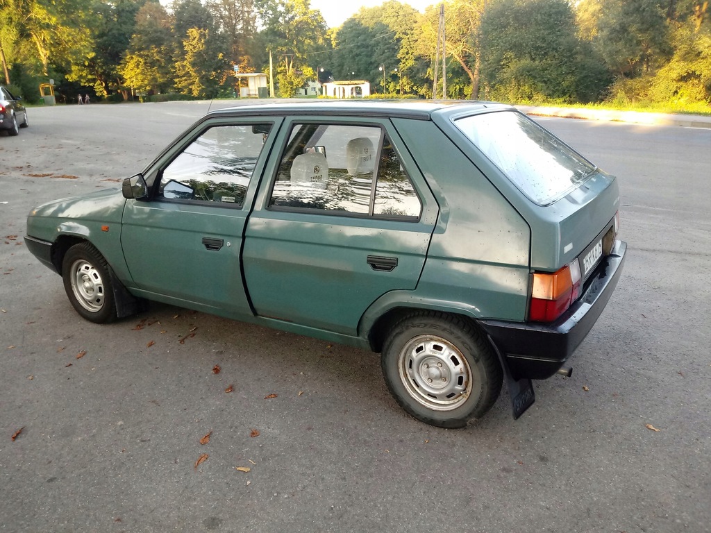 Skoda Favorit, rok 1991 - 7528727955 - oficjalne archiwum Allegro