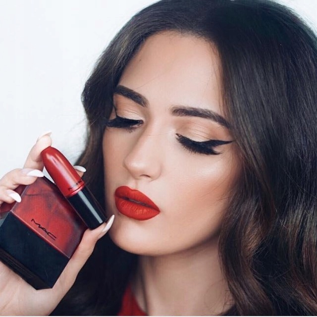 MAC Retro Matte Lipstick RUBY WOO Szminka matowa