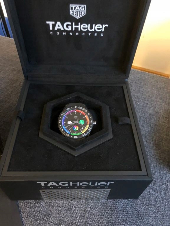 connect tag heuer to iphone