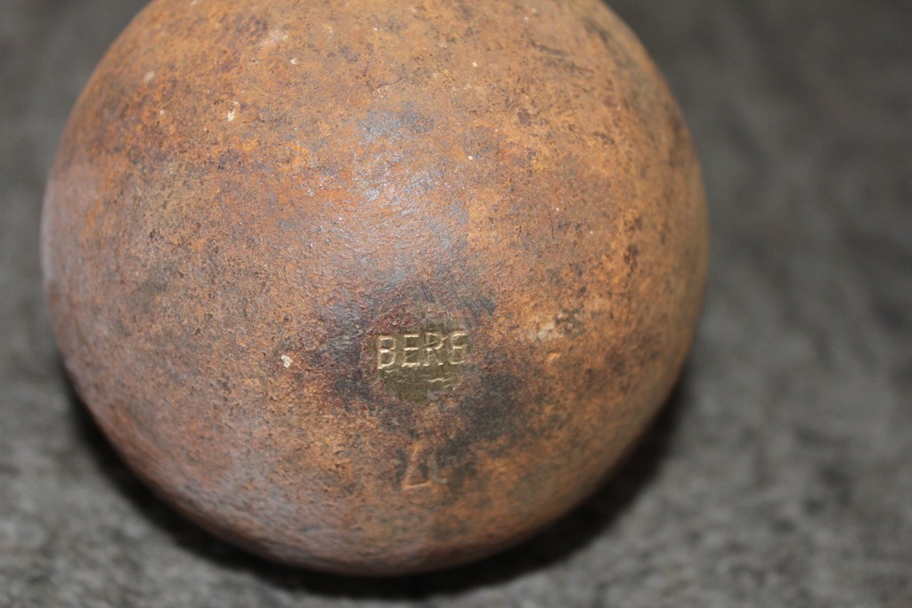 KULA DO PCHANIA BERG 4KG.