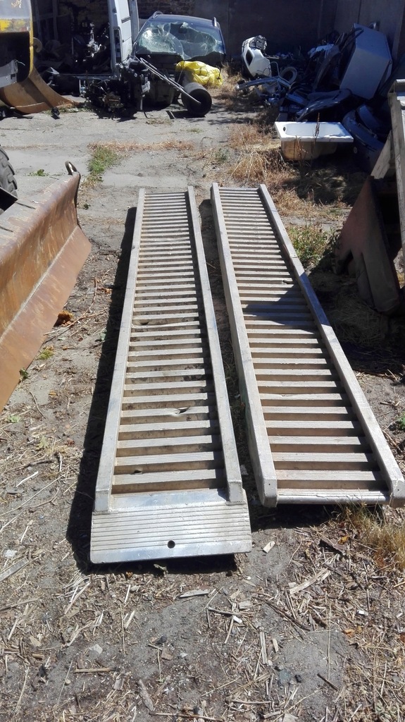 Najazdy aluminiowe 4 metry 8 ton trapy