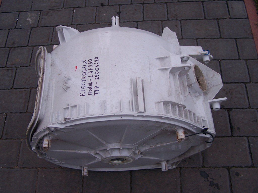 Bęben pralki ELECTROLUX L47330