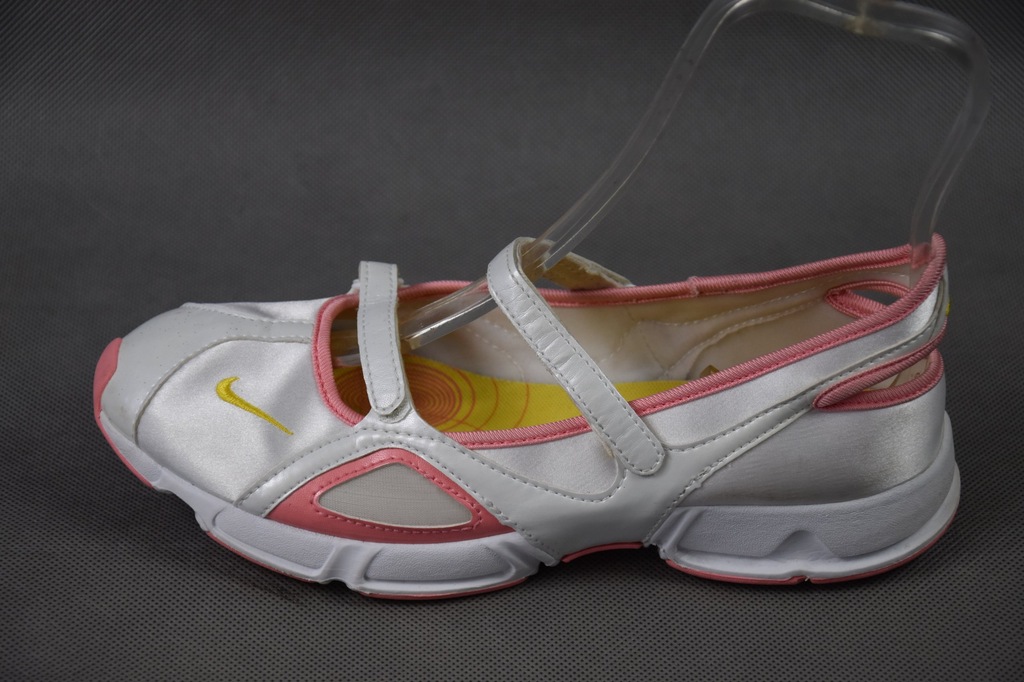 NIKE BALERINY SPORTOWE R.40/25,5CM