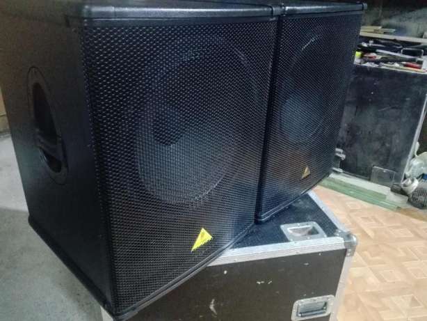 behringer eurolive b1800x pro