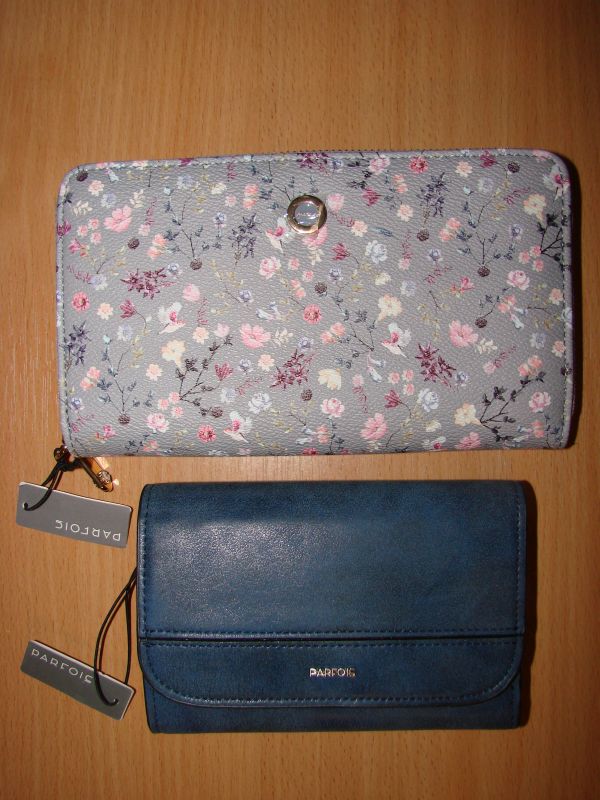 Dwa nowe portfele PARFOIS