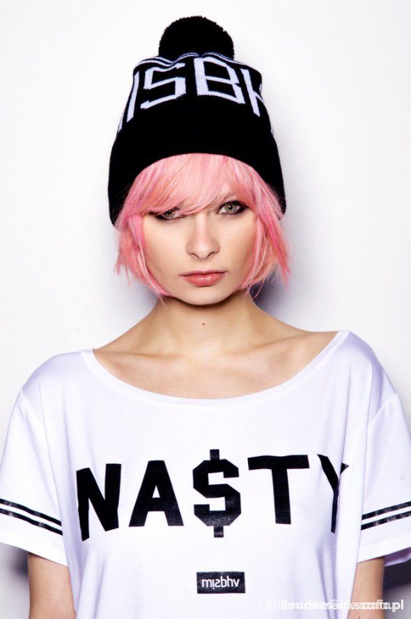 MISBEHAVE czapka zimowa beanie plny lala misbhv