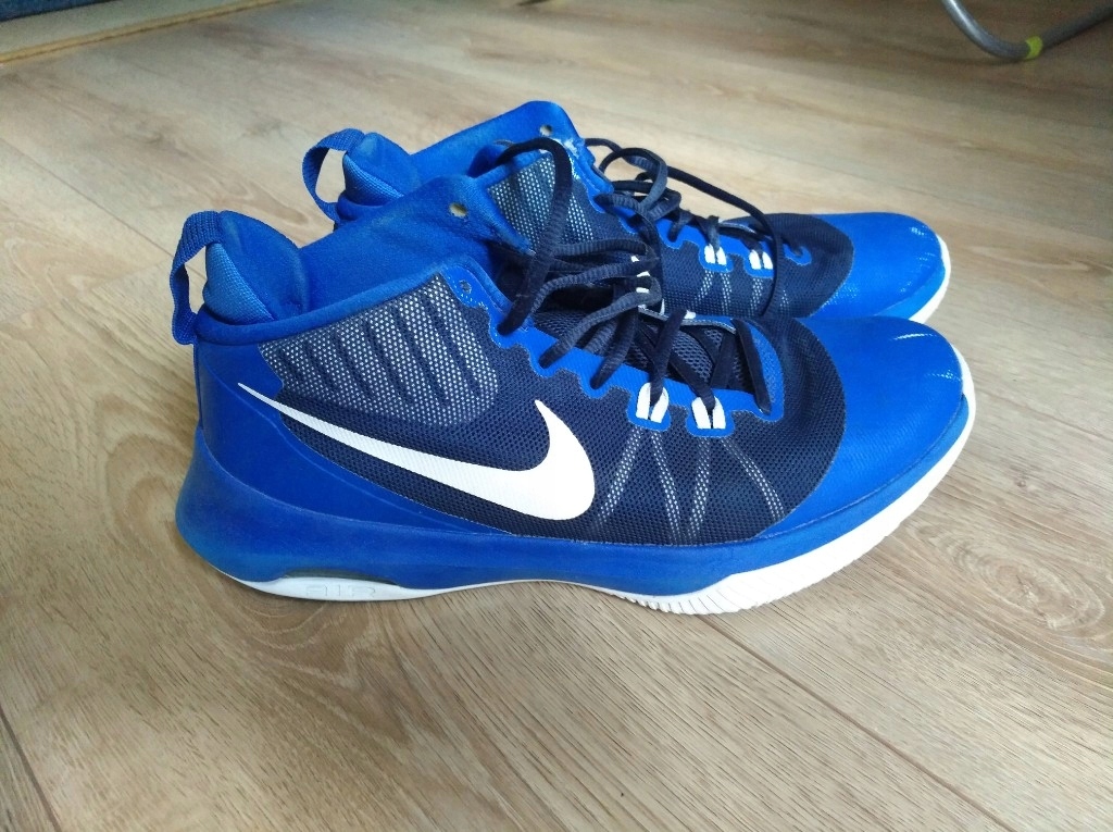 Buty Nike AIR VERSITILE 42,5