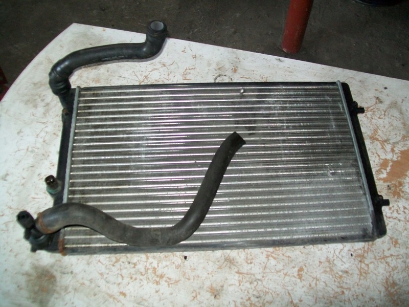 Chłodnica wody Audi A3 8L 1.6b 98r.