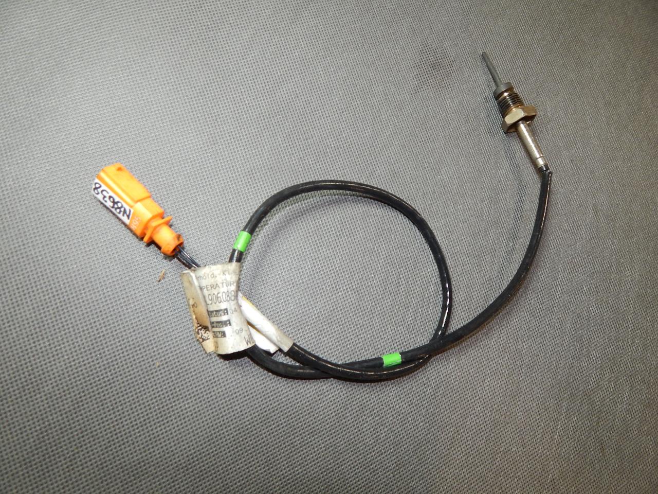 AUDI Q3 8U EXHAUST TEMPERATURE SENSOR 04L906088BS
