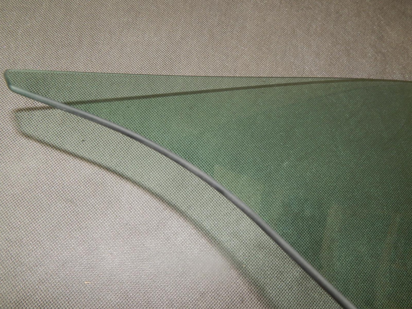 AUDI RS5 8T window left rear part 12R.