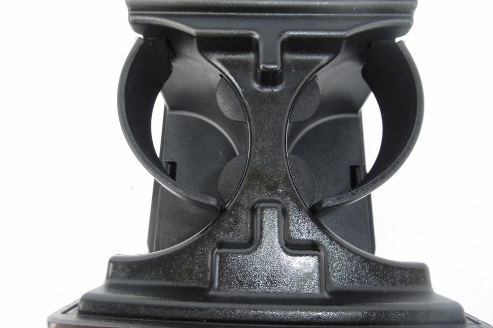 bracket for passenger compartment VOLVO XC90