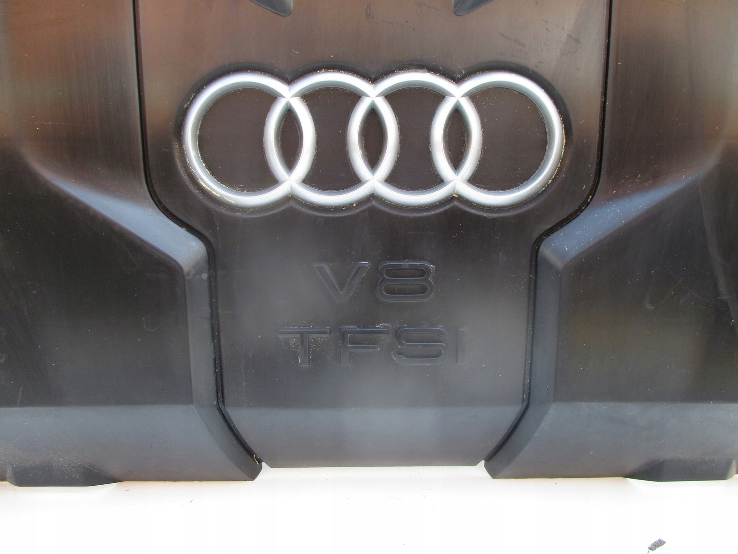 engine housing cover AUDI A8 4N0 17R V8 TFSI