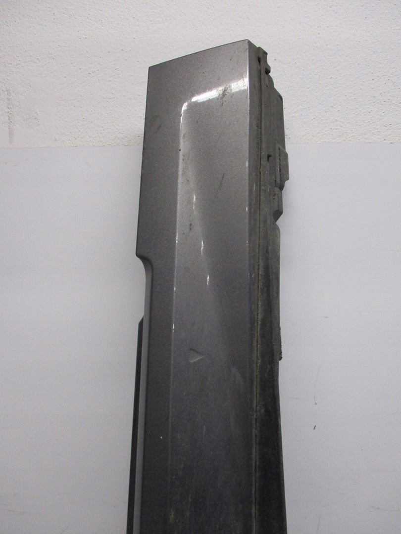 cap threshold AUDI A8 4N0 17R
