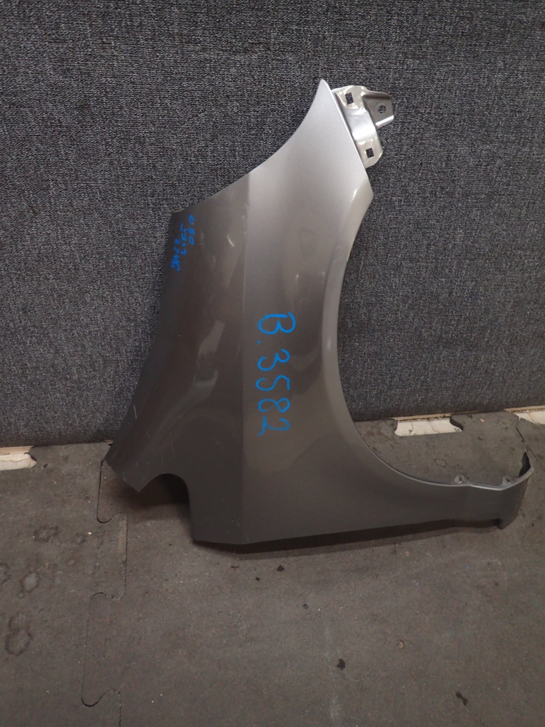 fender front right HONDA JAZZ LIFT 05