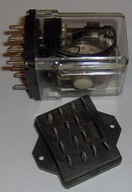 Przekaźnik R15, 4PDT, 24V DC, 5A + podstawka, nowe