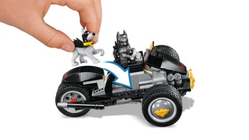 LEGO Super Heroes 76110 Batman: atak Szponów