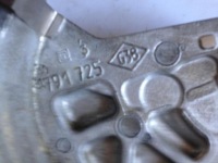 фото thumb №3, Кронштейн насоса топлива scenic iii 1.9 dci 791725