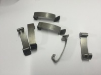 фото thumb №1, Клипса защёлка кронштейн фильтра воздуха volvo s40 v40 1996-2004