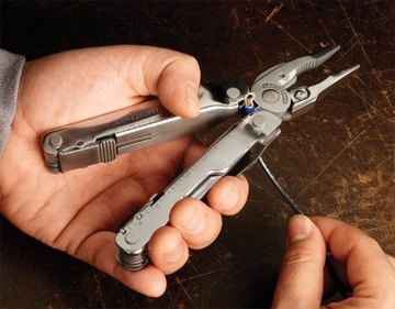 Мультитул Leatherman Super Tool 300 + БЕСПЛАТНО