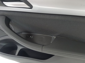 фото thumb №3, Оббивка боковина двері праві перед bmw x3 g01