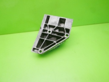 Кронштейн кронштейн генератора renault scenic 1 1.6 8v Недорого, фото thumb