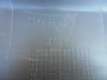 фото thumb №7, Honda hr-v 99/06r - накладка кришки задній nowa