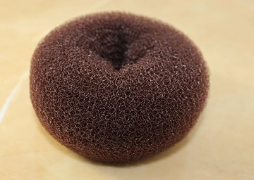 -MARGUT- Wypełniacz donut do koka BRĄZ pełny 8 cm