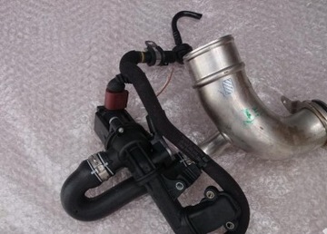 фото thumb №1, Audi a8 s8 d4 4.0 труба клапан турбіни 06h145710d