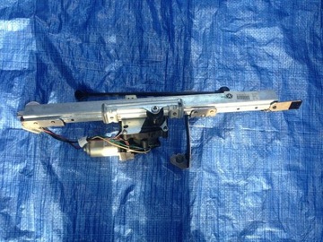 Chrysler pacifica 04 05 механізм відкривання кришки фото №1