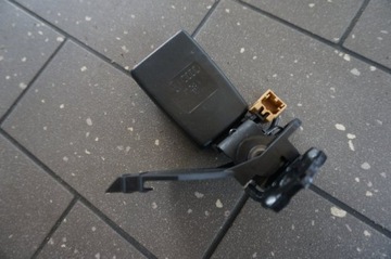 Застёжка ремня заднего зад audi a6 c7 4g0857740b фото №1