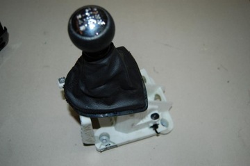 Чохол зміни коробки передач peugeot 308 2.0hdi рестайлінг фото №1